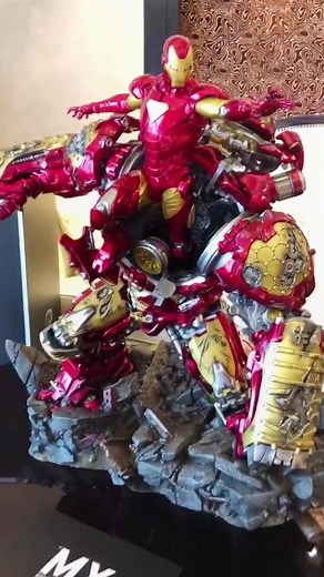 Super huge Iron Man!❤️❤️❤️#anime #figure #foryou #toy #ironman