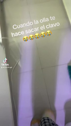 - Cuando #LaOlla te hace saca el clavo #noaguantomas #fyp #parati | TikTok