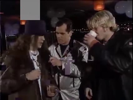 ON THIS DAY • December 31st, 1992. ALICE IN CHAINS Mike Starr and Layne Staley interviewed by MTV at the Roseland Ballroom, New York. This is the unedited version of the interview that aired. | The YEAR Grunge BROKE