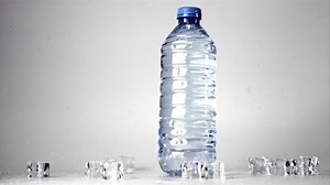 Un mouvement super lent sur la : vidéo de stock (100 % libre de droit) 1073162702 | Shutterstock