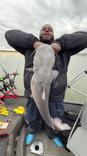 This secret Bait catches Big Fish #fishing #fishinglife #bigfish #tiktok