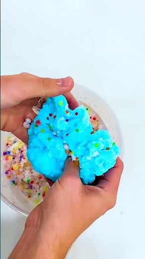 I made a FROZEN ORBEEZ Slime??