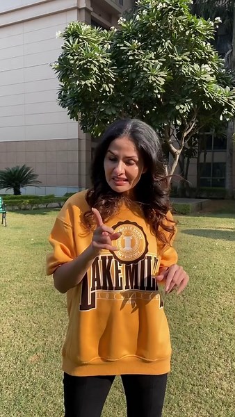 Dr Garekar l Dermatologist on Instagram: "SUNSCREEN vs VITAMIN D #sunscreen #antiacne #oilyskincare #hormonalacne #pcos #skincare #hydrafacial #acnetreatment #carbonpeel #dermatologistdelhi #gurgaon #facialhairremoval #acnescars #acneprone #glowgetter #acneskincare #blemishfree #acnetips #delhi_diaries #delhibloggers #gurgaondiaries #gurgaonlife #gurgaonblogger #laserhairremovaltreatment #facialhairremoval #dermatologist #garekars #thedermatologystore"