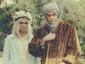 Watch: Bill Hader and Fred Armisen Hilariously Parody ‘Grey Gardens’