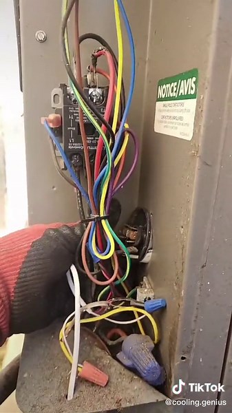 How to check your capacitor when you can read your label. #rheem #ruud #trane #americanstandard #carrier #bryant #payne #goodman #amana #daikin #luxaire #york #guardianairconditioning #comfortstar #mitsubishi #minisplit #airconditioning #hvachacks #hvactechnician #hvacmiami #hvactech #airconditioningmiami #miami #hialeah #homestead #palmettobay #cutlerbay #cocoplum #coconutgrove #kendall #westkendall #westchester #keylargo #keybiscayne #brickell #miamibeach #wiltonmanors #ftlauderdale #hollywood