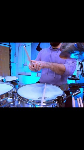 Justin Scott on Instagram: "“Techniques & Mechanics” Lesson Video 🥁🎥 I have packed this lesson with a huge amount of information. With a run time of just under 2 hours and 15 minutes, below is a list of topics I cover in the lesson: Balance Throne Height & Foot Technique Snare Setup Ride Setup Tom Setup Side Snare Setup Crash Cymbal Setup Technique Philosophy German Grip American Grip French Grip Backhand Stroke Moeller Technique Prep Strokes Economy of Motion Weak Hand Development Practice Ki