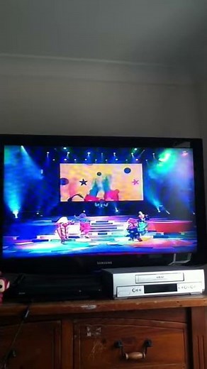 Tweenies Live Max Arrives And The Tweenies And Doodles Leave