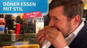 Benimmfluencer: Dieser Knigge-Experte zeigt uns, wie man Döner isst