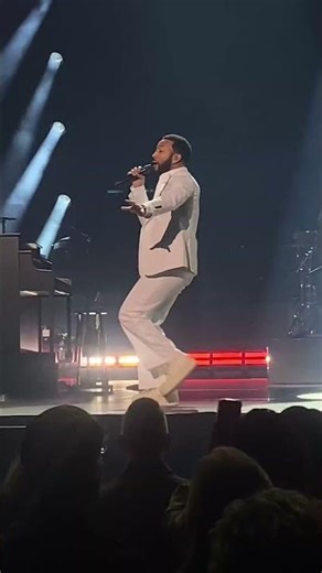 John Legend LIVE Home State show in Ohio! #columbus #johnlegend #ohiomusic