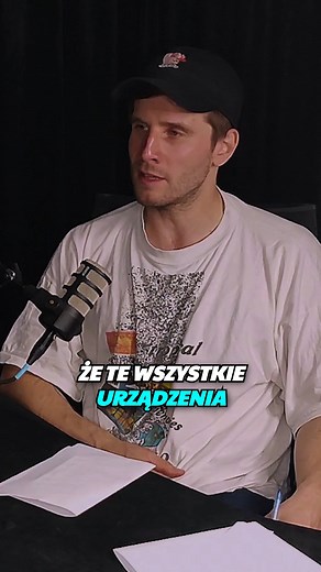 22K views · 89 reactions | Jaka będzie przyszłość aparatów słuchowych? Zapraszamy do odsłuchu (albo obejrzenia) nowego odcinka Nieporozumienie z Łukaszem Kowalskim! . #nieporozumienie #podcast #kanałkomediowy #standup #komedia #humor #śmieszne | Stand-up No Limits | Facebook