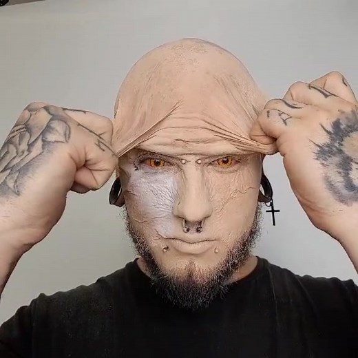 #makeup #dragqueen #queen #dragqueenmakeup #people #dragqueens #love #swag #like #follow #show #mens #tiktok #art #gaybarcelona #barcelona #performa