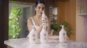 1M views · 1.4K reactions | Don't let rough and dry winter skin catch you off guard! Arm your skin with the all-new SKYE Body Lotions that are built to give you a smooth, revitalising, winter-ready glow that steals the show! ❄ #NourishingWinters #Skincare #BodyLotion #Winter | STAR Bazaar | Facebook