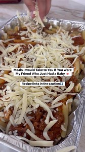 If you’re cooking for a friend who just had a baby, start here! ✨ These meals are comforting, easy to prep, reheat nicely, and feel like a warm hug during those early days! 🥰 Recipe links: Freezer Sheet Pan Enchiladas: https://freezermeals101.com/sheet-pan-chicken-fajitas/ Berry Breakfast Bake: https://life-in-the-lofthouse.com/berry-croissant-bake/ Pizza casserole: https://www.eatingonadime.com/pizza-pasta-casserole/ | Take Them A Meal