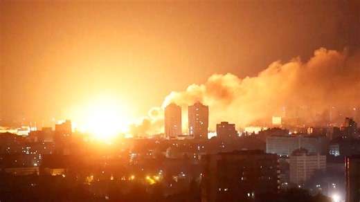 Ungewöhnlich heftige Welle von Angriffen trifft Kiew