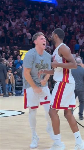 Kaseya Center on Instagram: "VIBES ARE UP AT KASEYA CENTER 😮‍💨"