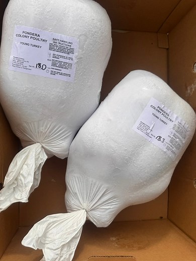154 W Reserve Dr. Kalispell Mt! 406.752.0817 Hutterite Turkeys! 50lb bags of CARROTS, ONIONS, & POTATOES !! Garlic, Cabbage, Squash, Beets, Apples & Canned Goods! | Evergreen Acres Farmers Market