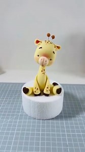 🎂Check out this adorable giraffe cake topper, beautifully modeled by the talented Romina using Saracino Pasta Model. 🦒🍰 This cute and charming topper is the perfect addition to any cake, bringing a touch of whimsy and delight to your celebrations. ❤️ Product: Saracino Pasta Model 👩‍🎨 Artist: Romina Novellino Perfect for birthdays, baby showers, or any special occasion that needs a little extra cuteness! 🌟Make sure you save this post for your cake inspiration! 🎨🍰 #GiraffeCakeTopper #Sarac