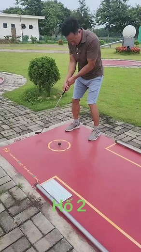 Engaging Mini-Golf Experience for Adults