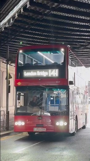 Arriva London BYD BD11 10.9m ED7 LF25 THV on bus route 141 at London Bridge