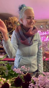 Hello my darlings here I am … Today’s Autumn bouquet 🍂 | Passionate Flowers