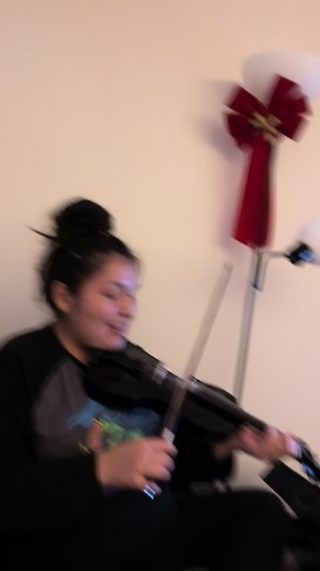 Fiddle Player: Makayla Rupert-Shesh's Musical Talent
