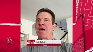 "WHOSE HOUSE IS THIS? COOGS' HOUSE." ‼️ Dennis Quaid fires up the Houston Cougar Men's Hoops crowd ahead of their top-10 matchup with Iowa State Men's Basketball 🔥 | College GameDay