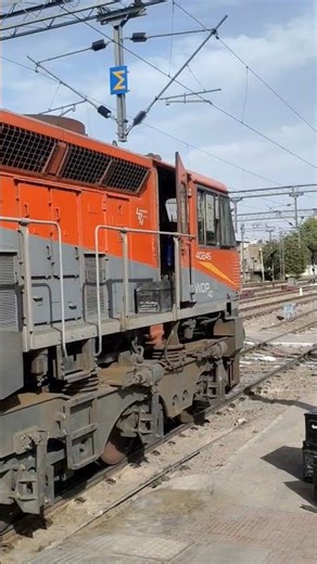 *"Driving the Beast: A Loco Pilot's Day!"* #dieselengine #diesellocomotive #dieselpower #locopilot