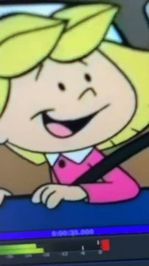 Clifford The Big Red Dog Theme Song (PAL)