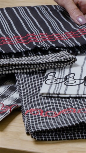 BERNINA USA on Instagram: "Customize a kitchen towel by turning a single letter into a stylish repeating border using BERNINA Embroidery Software. Learn more on the blog–link in bio. #berninausa #weallsew #madetocreate"