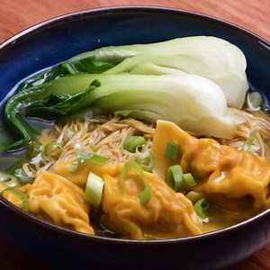 27K views · 184 reactions | Warm yourselves up with this beautiful bowl of wonton noodle soup (云吞面）?? | Tasty UK | Facebook