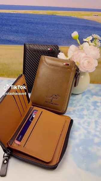 Men's Compact Leather Wallet for Everyday Use