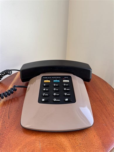 Vintage 1980s Push-button Desk Telephone – Beige & Black – JUTAN International – Retro Office Decor - Etsy UK