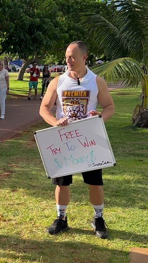 4.6M views · 10K reactions | This Kid’s 1inch Punch Is Clean 識 #martialarts #martialartist #karate #taekwondo #kickboxing #muaythai #kickboxer #mma #boxing #boxer #fighter #punch #challenge #hawaii #oneinchpunch #fighting #fight | ShotoSean | Facebook