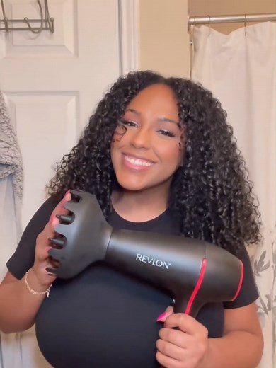 Revlon Smoothstay: Hindistan Cevizi Yağlı Saç Kurutma