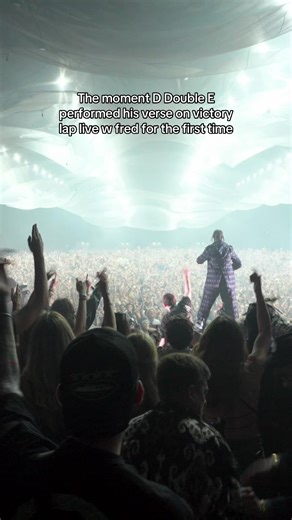 D Double E's Epic Live Performance with Fred Again