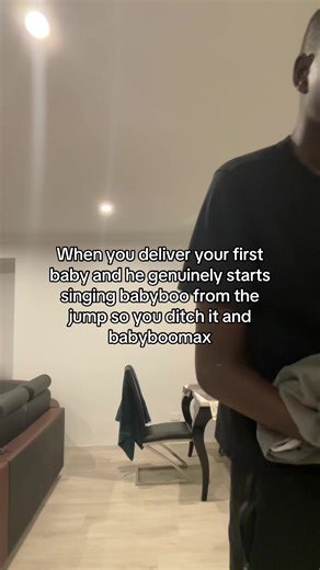 Newborn Baby Sings 'Baby Boo' Immediately After Birth