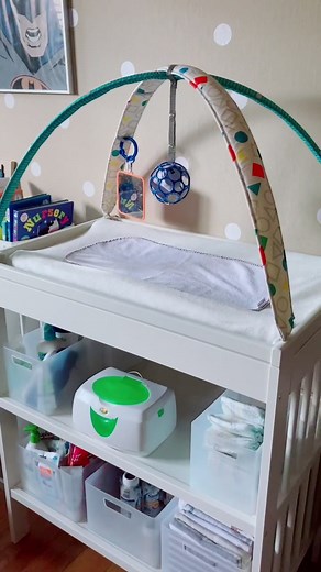 #momhack #lifehack #wiggleworm #momprob #pottytime #poop