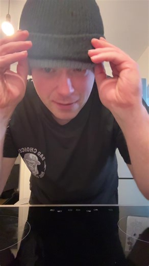 #beaniehat #winterstyle #streetwearuk #mensfashionfinds #tiktokshopfinds 🧢 Men’s Soft Knit Beanie – The Winter Essential You Need Stay warm, comfy and stylish this winter with this Soft Knit Beanie Hat. Designed for everyday wear, it’s lightweight, stretchy, and fitted perfectly for that clean streetwear look. Whether you’re heading out for work, walks, gym runs or casual days out, this beanie gives you that effortless winter vibe while keeping your head warm. ⸻ ❄️ Why Everyone Loves It ✔️ Soft