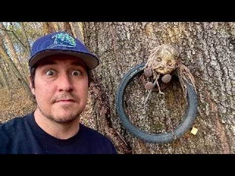 Exploring Atlanta's Creepiest Roadside Attraction - Doll's Head Trail