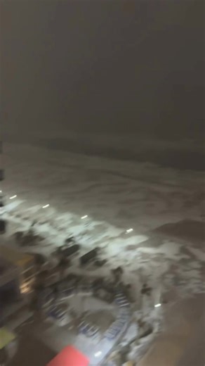350K views · 2.1K reactions | The winter weather has come! This video was taken in the Virginia Beach Oceanfront area around 8 p.m. Saturday evening. Video Courtesy: Seth Quick | WAVY TV 10 | Facebook
