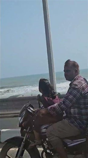 Driving Along the Arabian Sea | Mesmerizing Ocean Views 🚗अरब सागर के किनारे ड्राइव 🌊