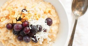 Easy Instant Pot Oatmeal - only 2 ingredients! (  Video)