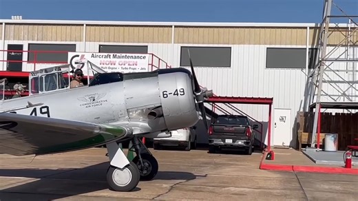 #TrainerTuesday seems a perfect day to introduce you to plane #4 in our #12Planes of Christmas: the SNJ Texan. The Texan was known as "The Pilot Maker" as thousands of Allied pilots completed their flight training in this advanced trainer. This particular Texan is a Navy SNJ-5 operated by the CAF Gulf Coast Wing in Conroe, Texas. This SNJ trained hundreds of Navy and Marine Corps pilots at NAS Pensacola. Today, the CAF Gulf Coast Wing’s SNJ-5 continues that mission, thrilling crowds and training