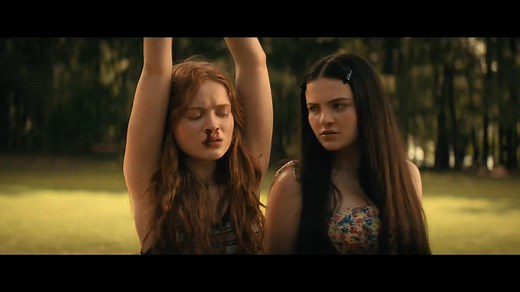 Sadie Sink aoh scene, Fear Street - ForcedCinema