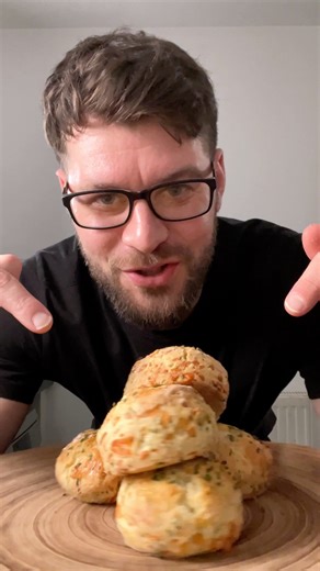 58K views · 261 reactions | How to make Cheddar & Chive Scone Recipe #cheesescones #sconerecipe #recipes | Pinch of Mint | Facebook