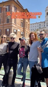 Nebulossa por las calles de Roma es nuestro verdadero imperio romano 🏛️🇮🇹🦊 #ZORRA #12PointsSpain #Eurovision2024 | Eurovisión RTVE