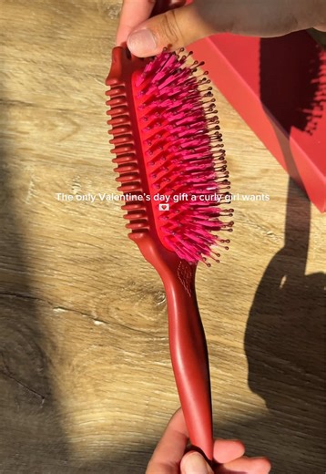 Enhance Your Curly Hair Routine with BounceCurl Products