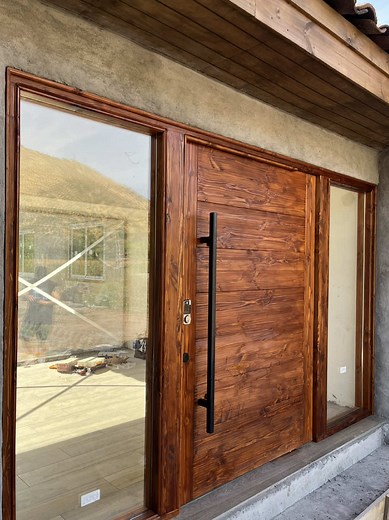 Puerta de Madera de Pino Oregon con Vidrios Termopanel