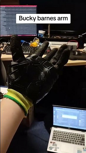 Zombie Bucky Barnes halloween costume - the 3d printed Arm