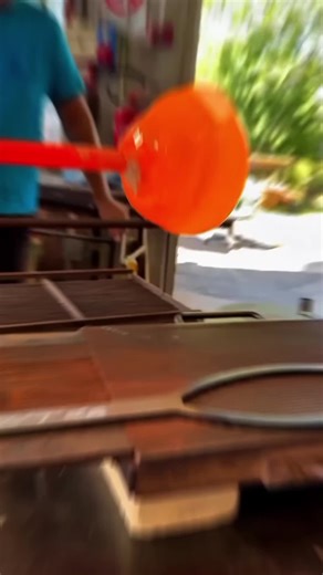 Exploring USA Glass Blowing Art Techniques